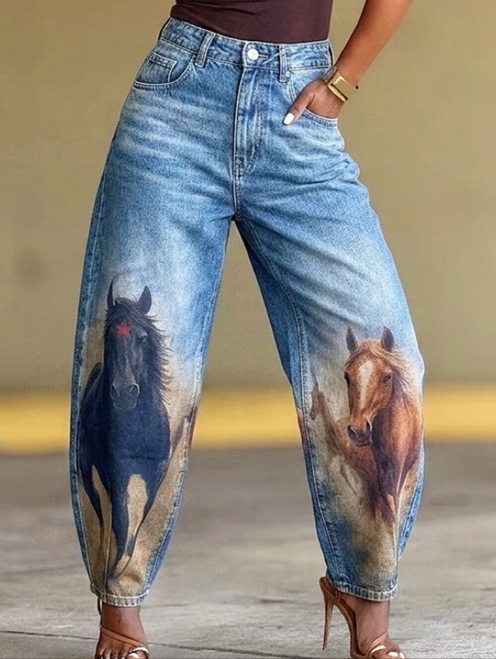 Jeans, High Waist Loose Straight Vintage Washed Denim Trousers, Horse Print - Picture 2 of 4